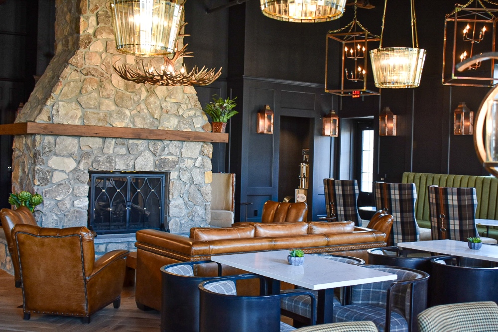 Interior of the Commander's Club at the Urban Stillhouse Somerset bourbon destination